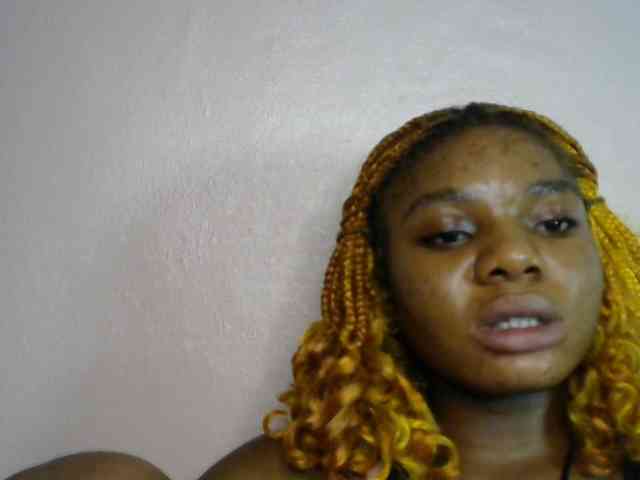 SinfulBitch01 webcam