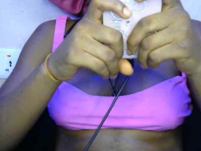 SinfulBitch01 webcam