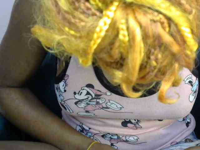 SinfulBitch01 webcam