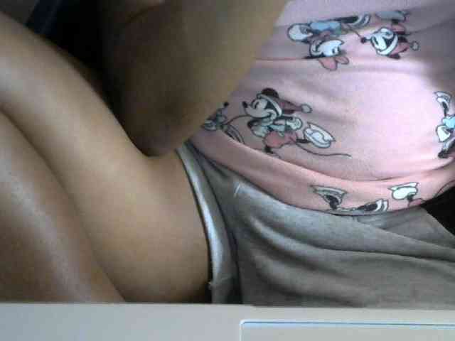 SinfulBitch01 webcam