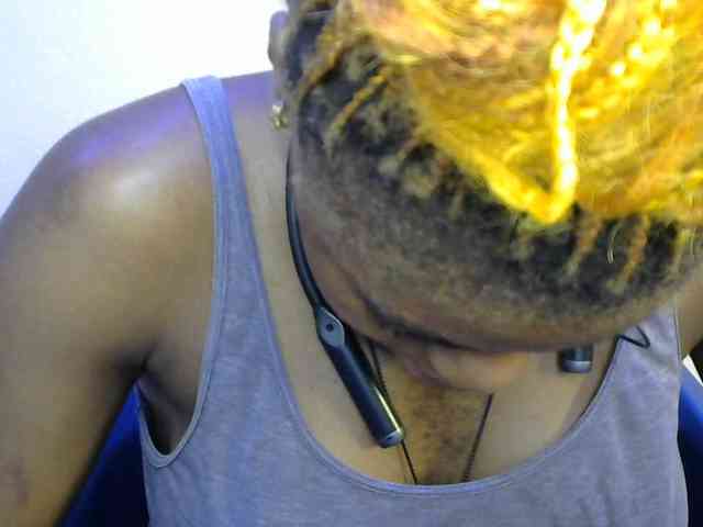 SinfulBitch01 webcam