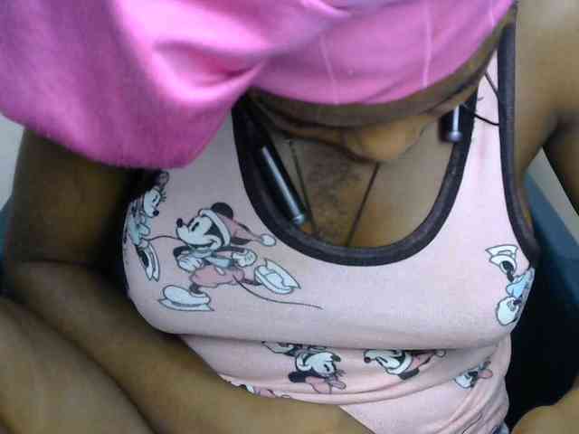 SinfulBitch01 webcam