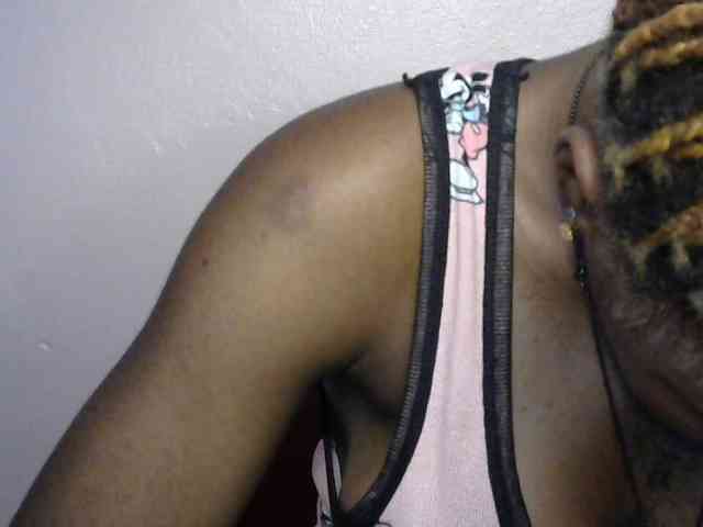 SinfulBitch01 webcam