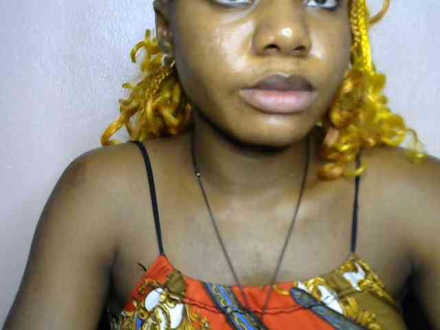 SinfulBitch01 webcam