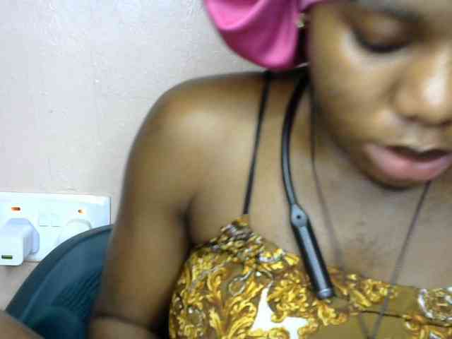 SinfulBitch01 webcam