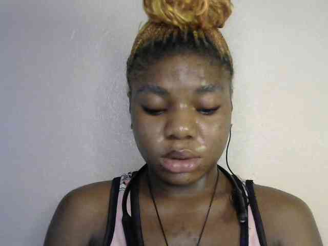 SinfulBitch01 webcam