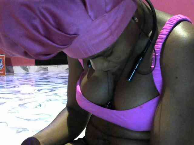 SinfulBitch01 webcam
