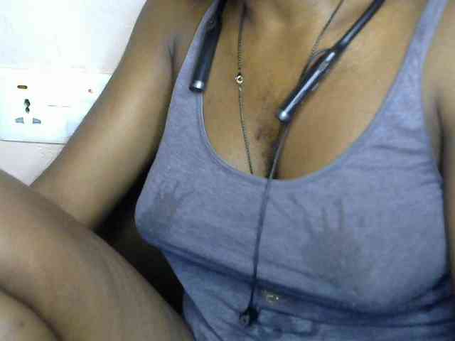 SinfulBitch01 webcam