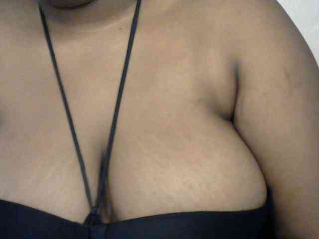 SinfulBitch01 webcam