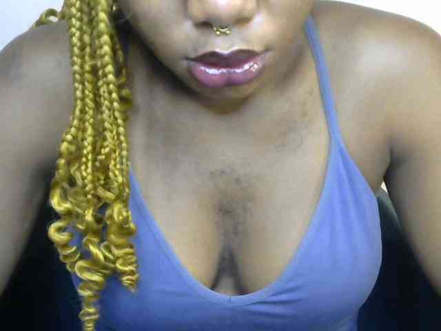 SinfulBitch01 webcam