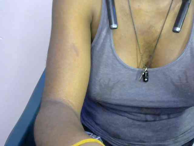 SinfulBitch01 webcam