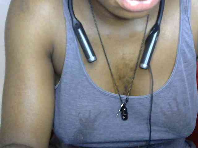 SinfulBitch01 webcam