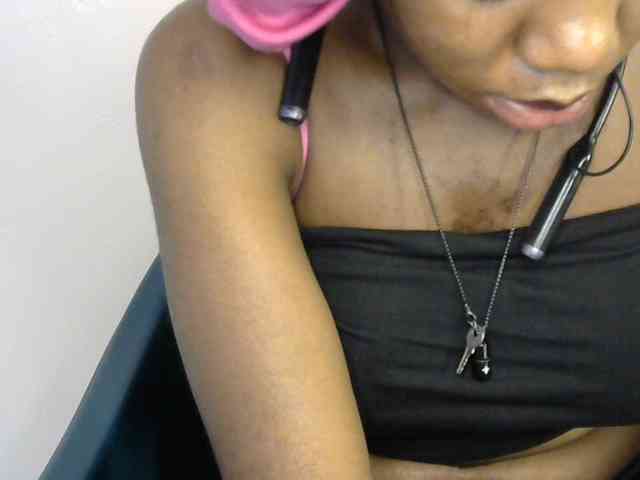 SinfulBitch01 webcam