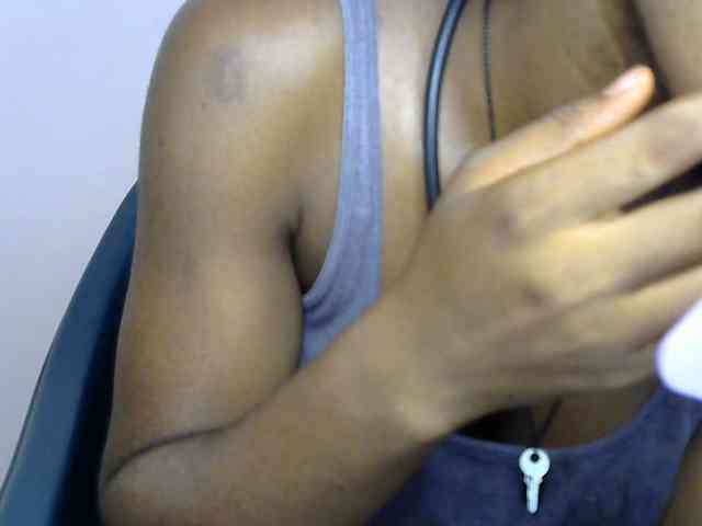 SinfulBitch01 webcam