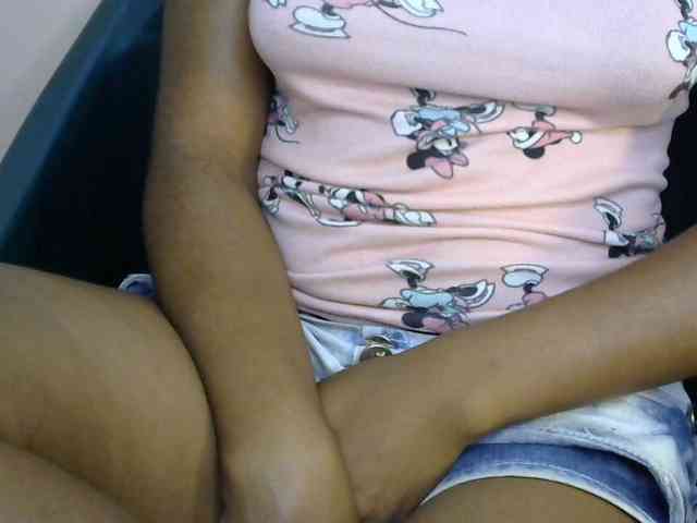 SinfulBitch01 webcam