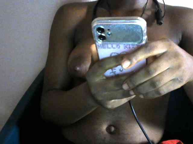 SinfulBitch01 webcam