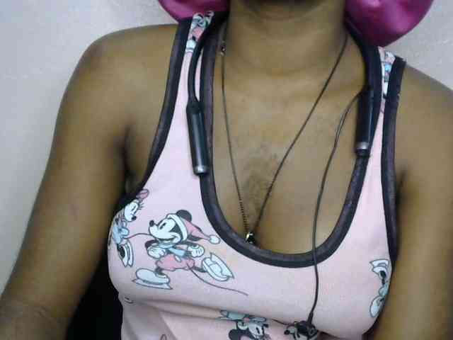 SinfulBitch01 webcam