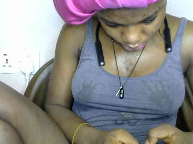 SinfulBitch01 webcam