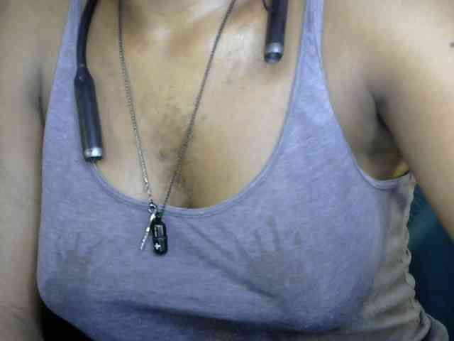 SinfulBitch01 webcam