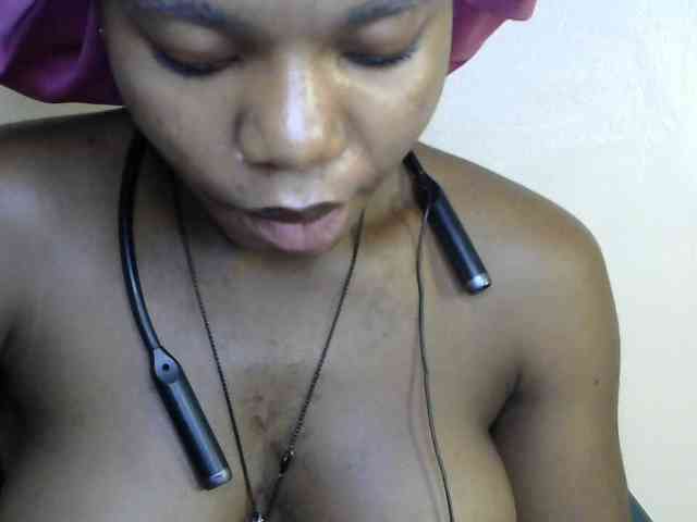 SinfulBitch01