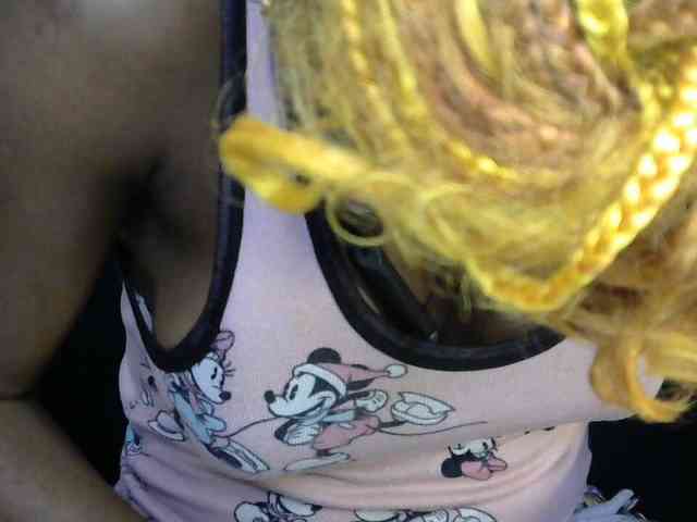 SinfulBitch01 webcam
