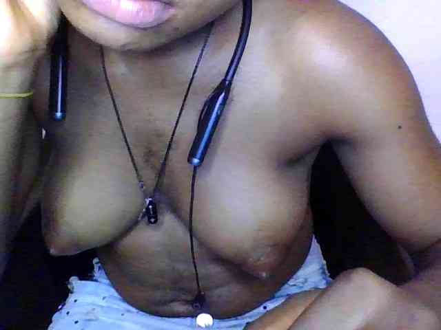 SinfulBitch01 webcam