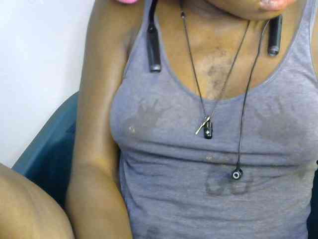 SinfulBitch01 webcam