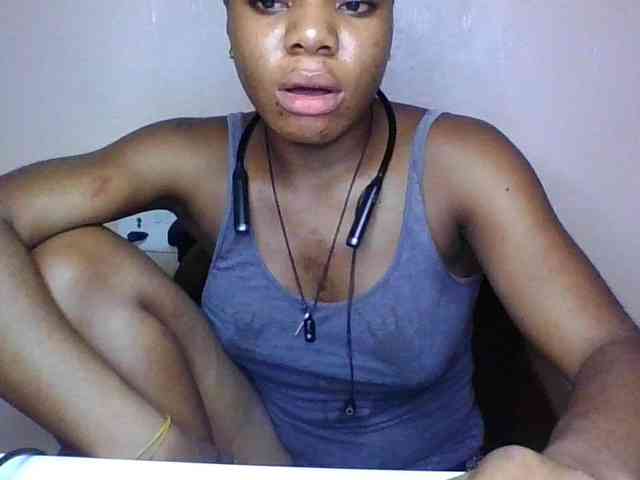 SinfulBitch01 webcam