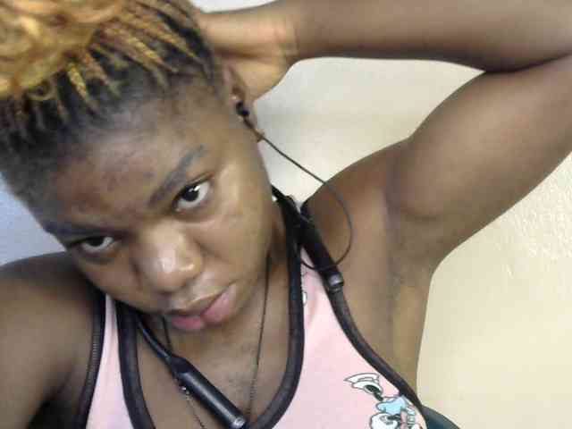 SinfulBitch01 webcam