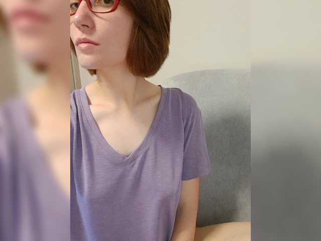 r-o-s-e-Soffi live cam on BongaCams