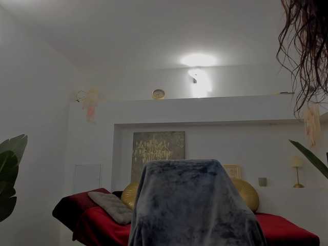 NicolleLexxy