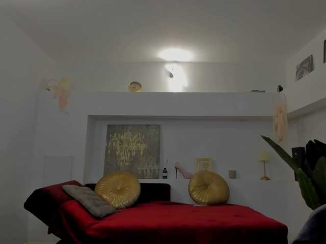 NicolleLexxy live cam on BongaCams