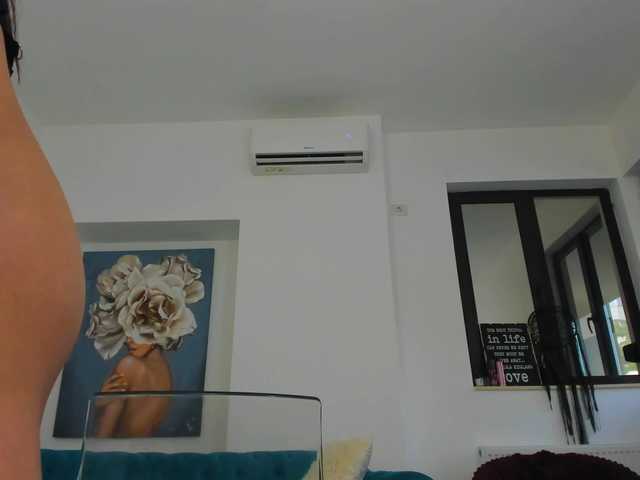 NicolleLexxy live cam on BongaCams