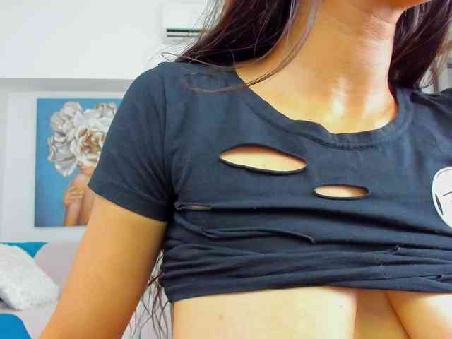 NicolleLexxy