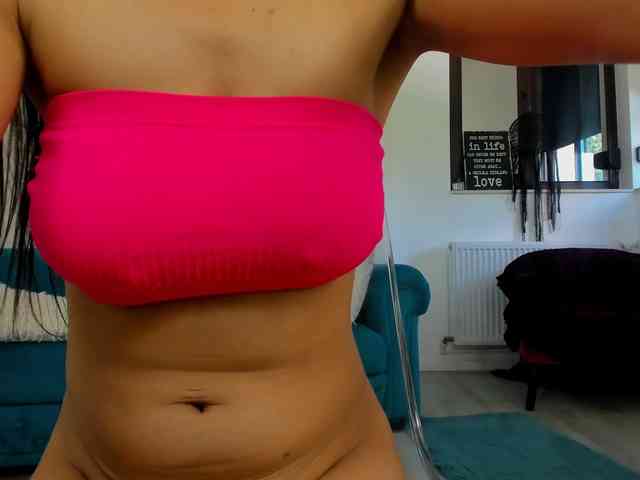 NicolleLexxy
