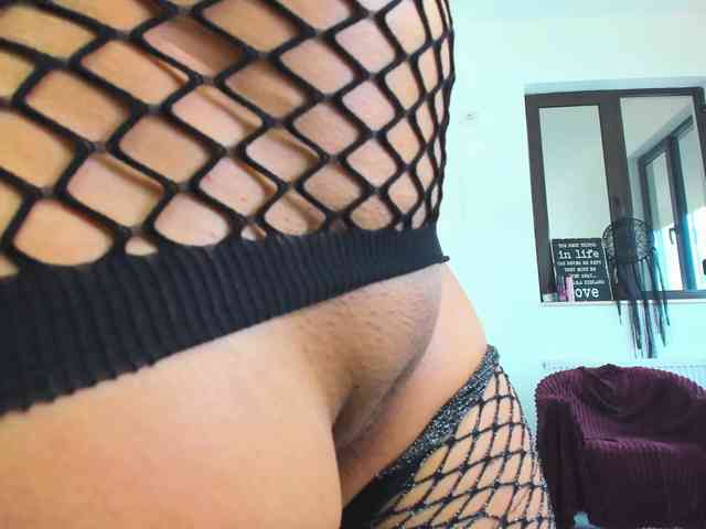 NicolleLexxy webcam