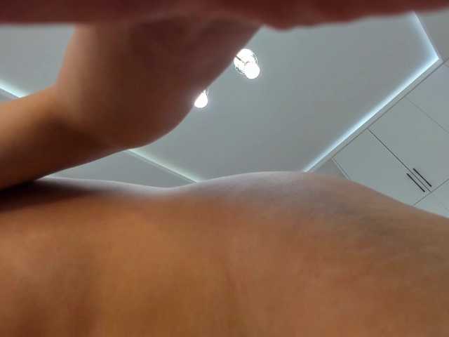 Vinelala live cam