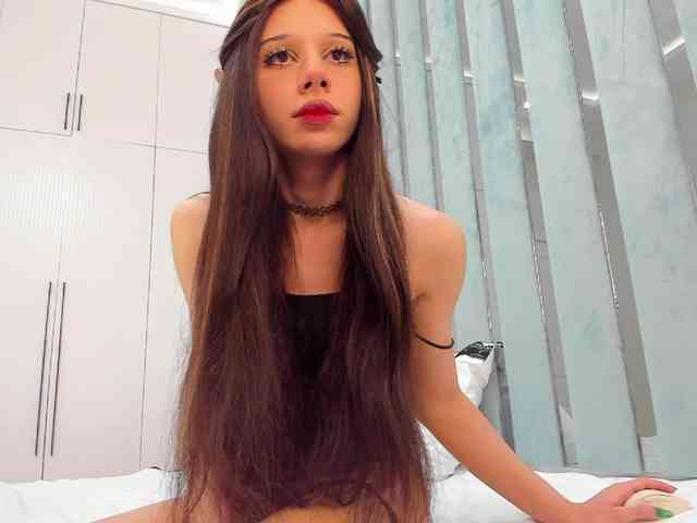 Vinelala Live Webcam on BongaCams