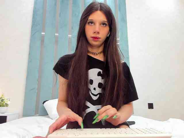 Vinelala Live Webcam on BongaCams