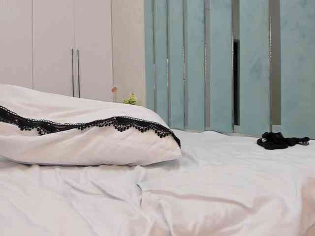 Vinelala Live Webcam on BongaCams