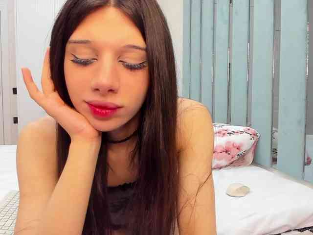 Vinelala Sex Cam Show