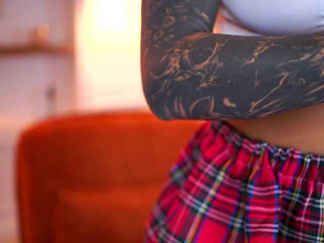 RosaInk live cam on BongaCams