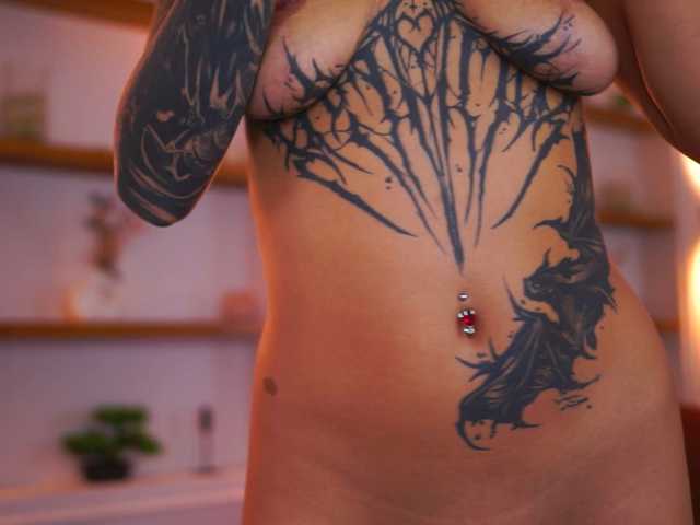 RosaInk live cam on BongaCams