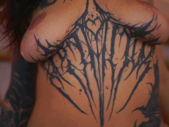 RosaInk live cam on BongaCams