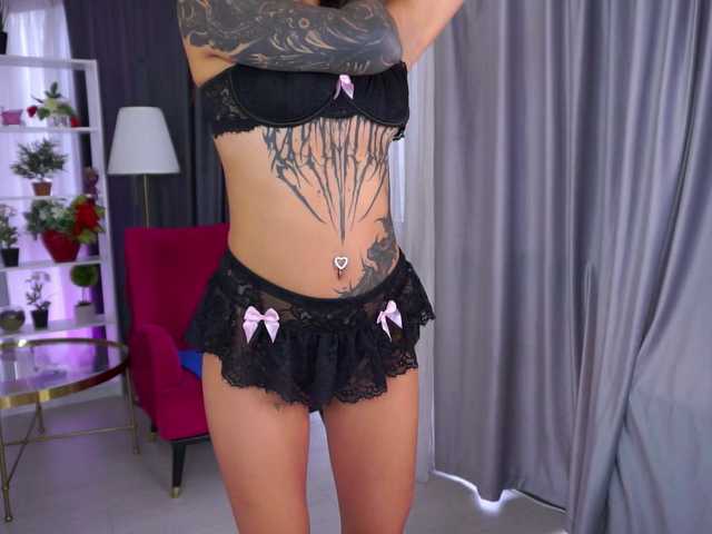 RosaInk live cam on BongaCams