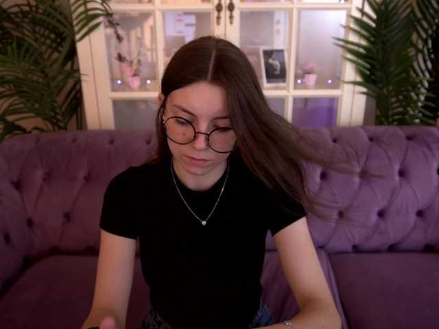nicoleinfinity online