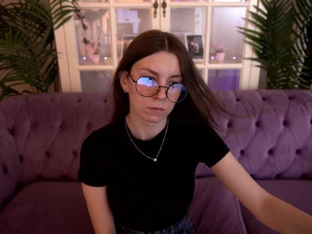 nicoleinfinity online