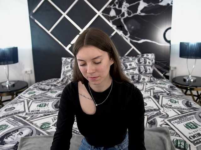 NicoleInfinity live cam on BongaCams