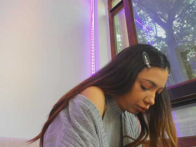 Layla-Noor live cam on BongaCams