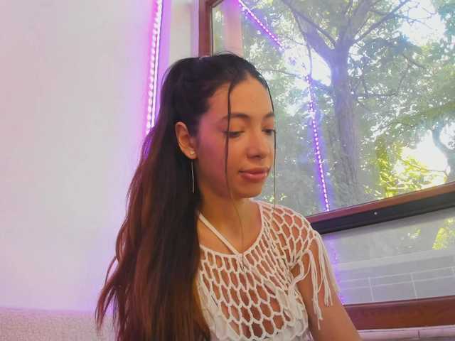Layla-Noor live webcam show
